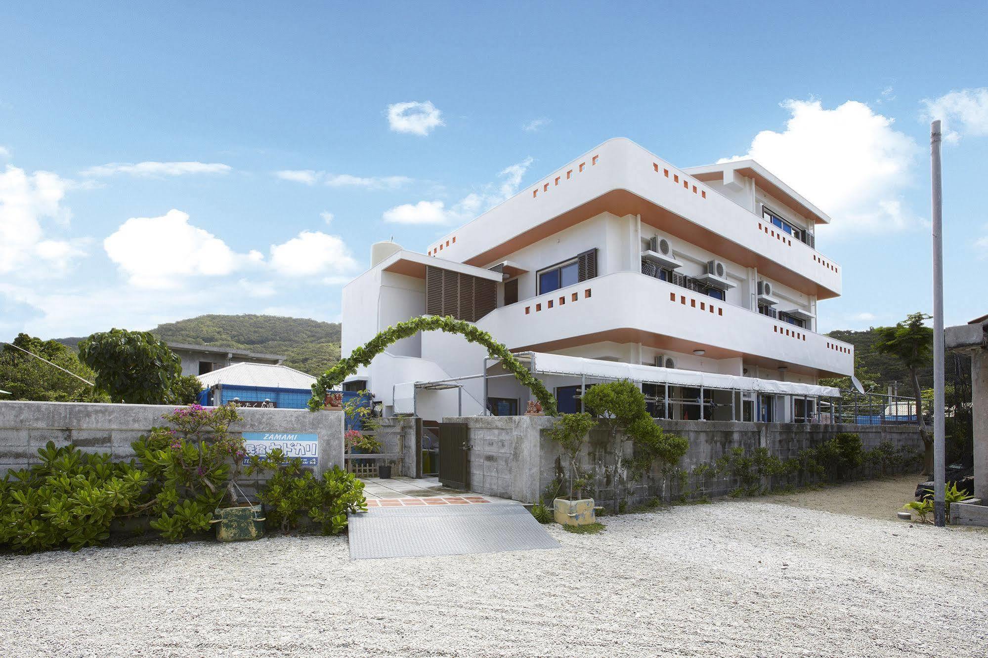 Minshuku Yadokari Hotel Zamami Exterior photo
